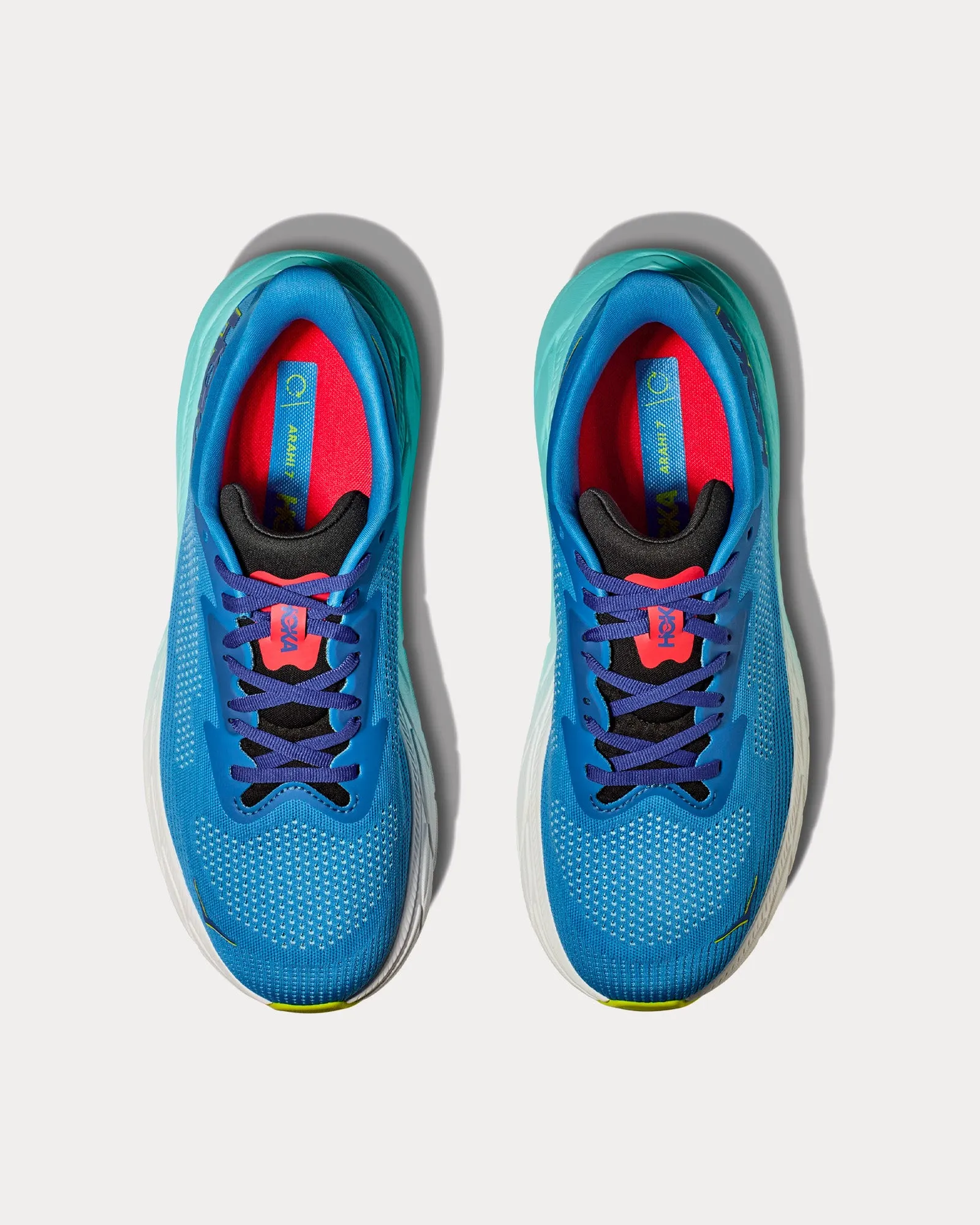 Arahi 7 Virtual Blue / Cerise Running Shoes