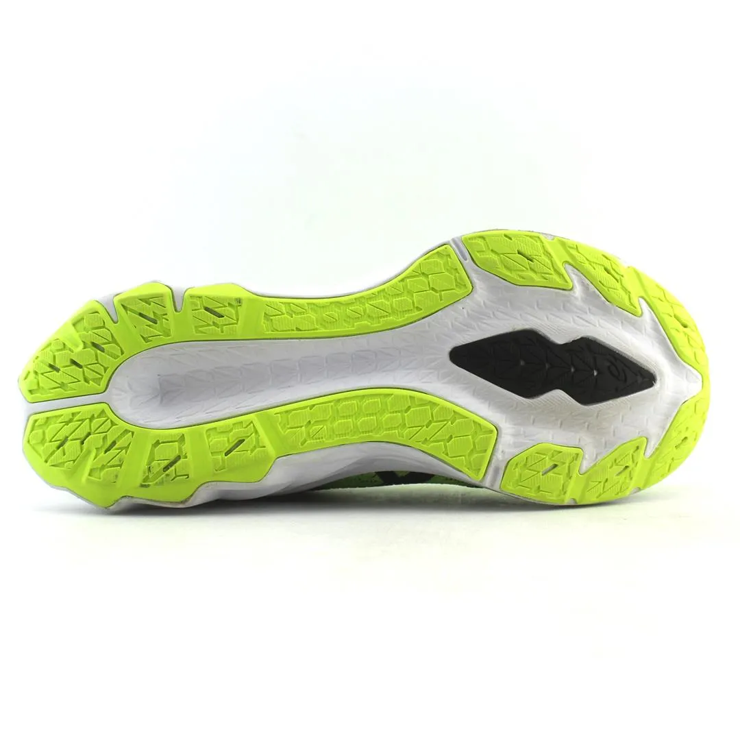 ASICS  NOVABLAST 2