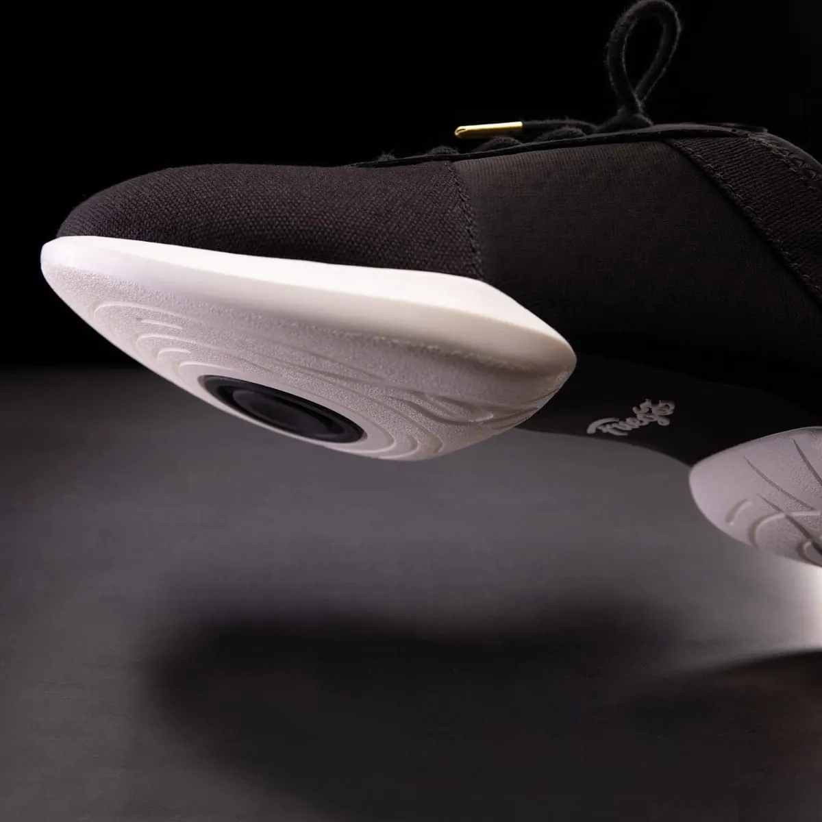 Black | Split-sole (Collective)