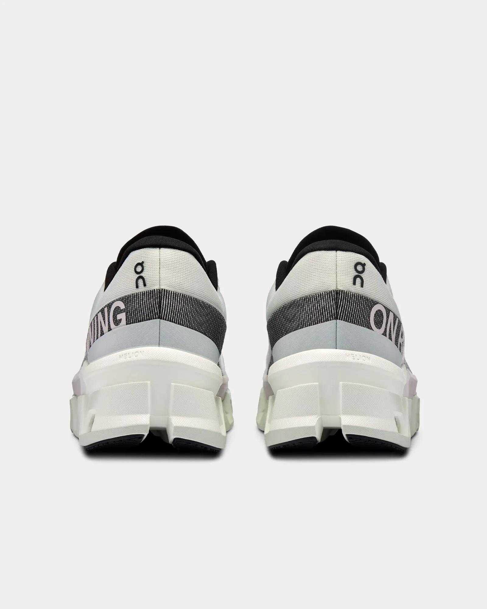 Cloudmonster 2 Undyed / Frost Running Shoes