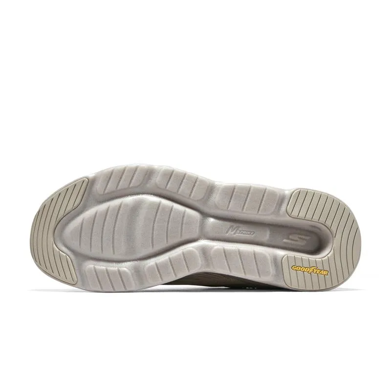 GO RUN SWIRL TECH SPEED - 220907/NAT