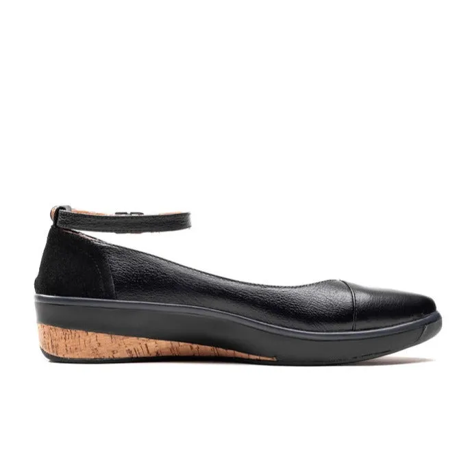 Ruth Flat BLACK