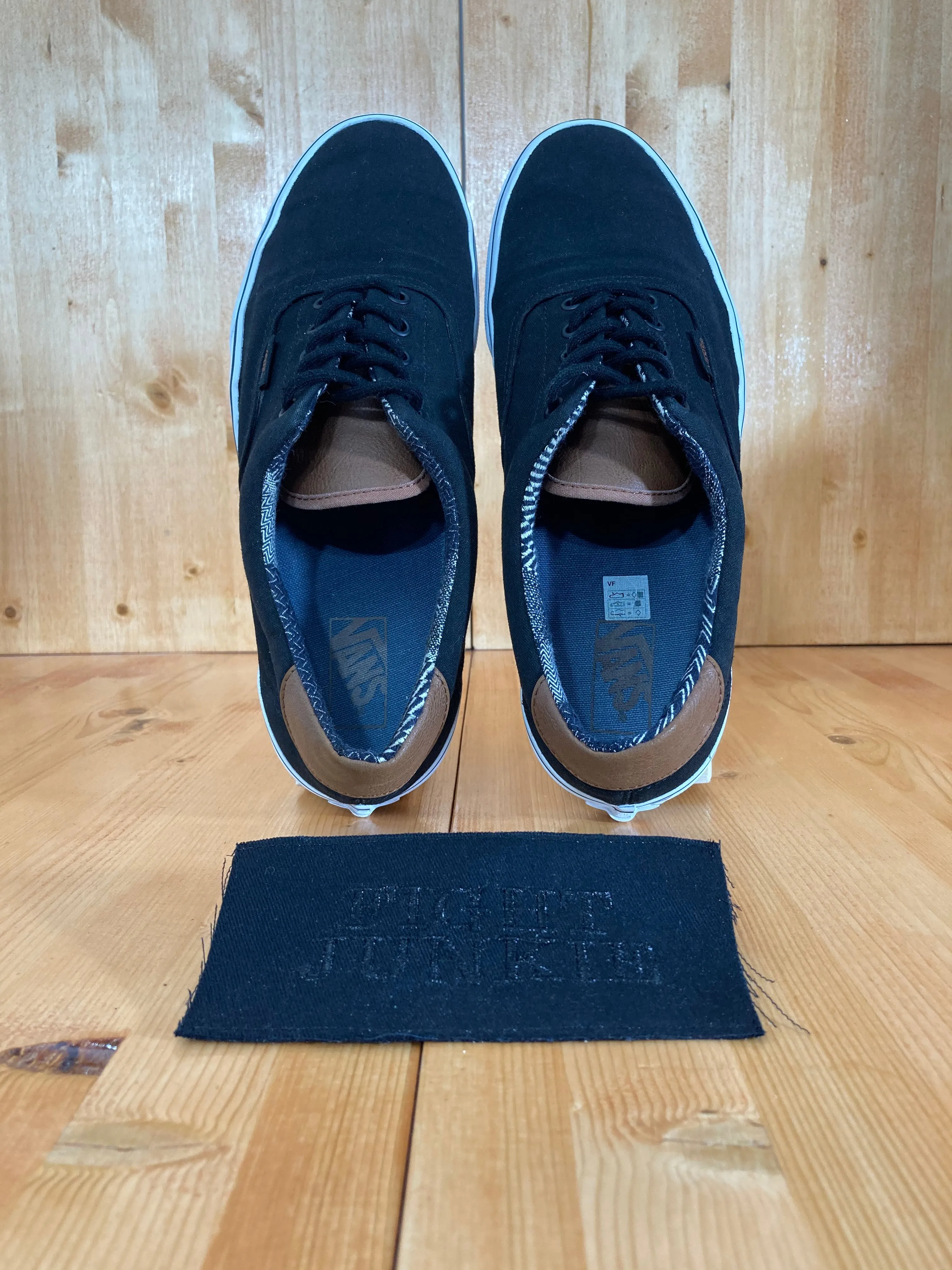 VANS LOW TOP SKATEBOARDING SKATEBOARD Men's Size 11.5 Shoes Sneakers Black 721356