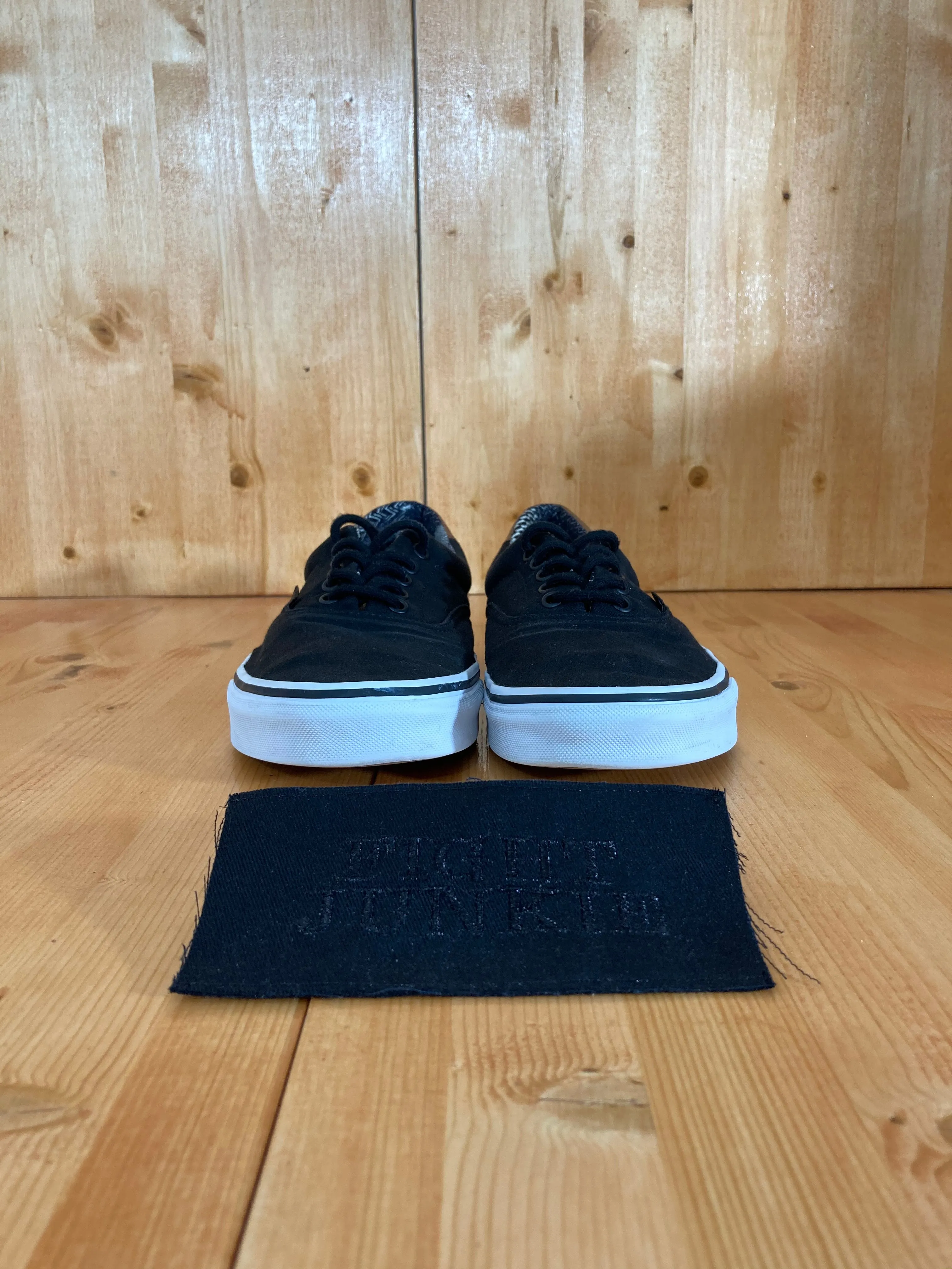 VANS LOW TOP SKATEBOARDING SKATEBOARD Men's Size 11.5 Shoes Sneakers Black 721356