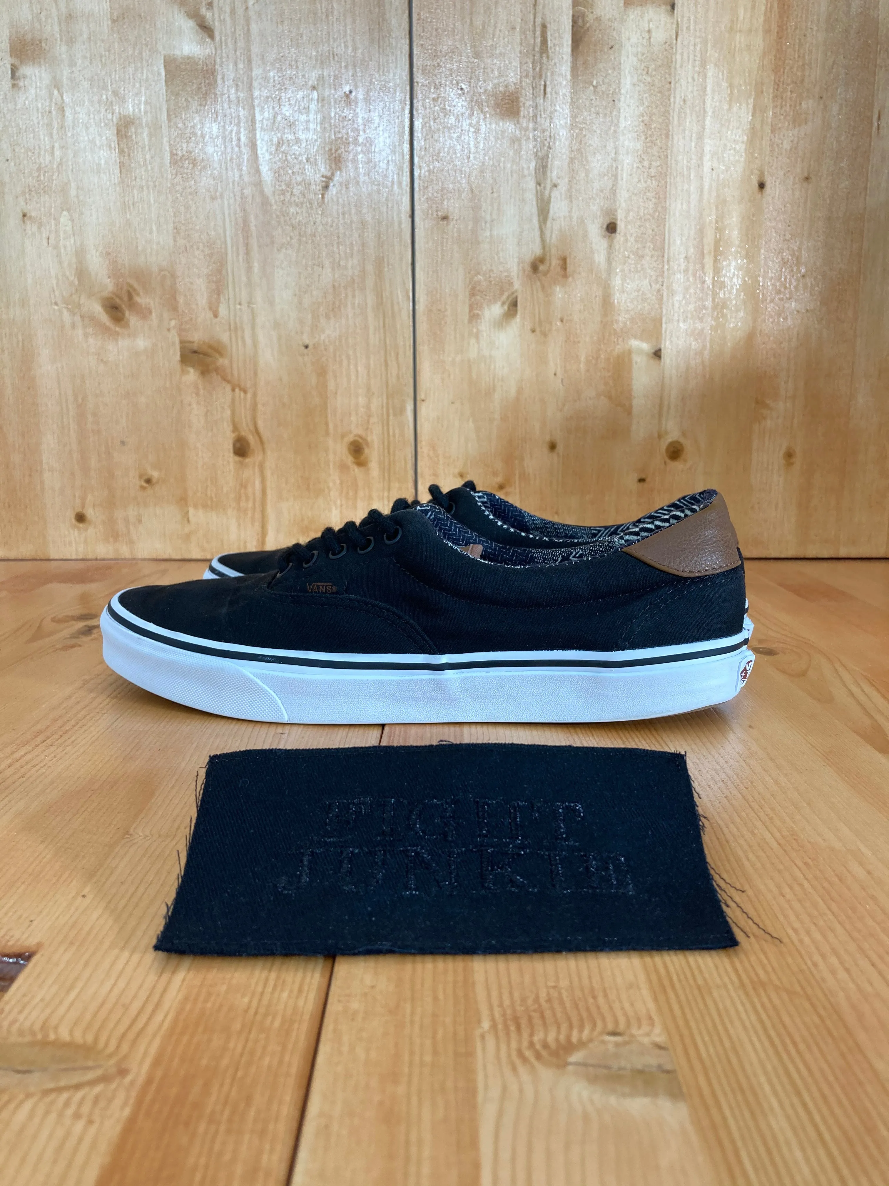 VANS LOW TOP SKATEBOARDING SKATEBOARD Men's Size 11.5 Shoes Sneakers Black 721356