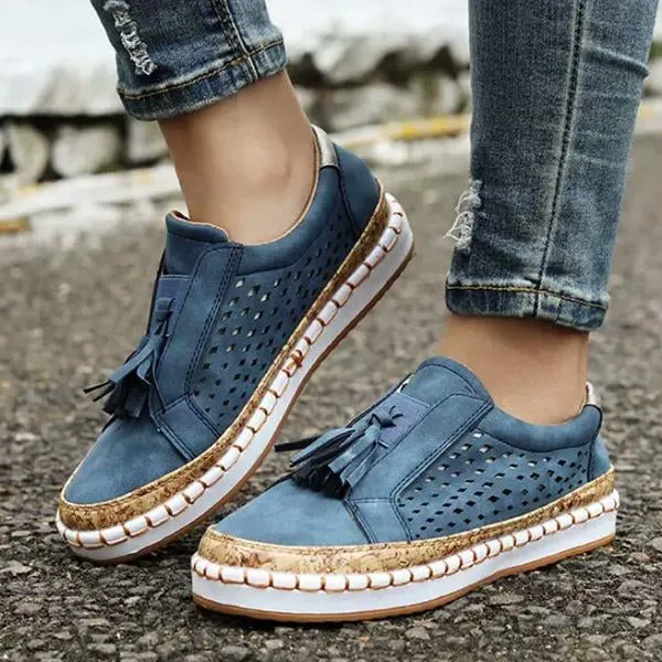 Women's Solid Color Retro Low Top Tassel Hollow Casual Shoes 79087386C