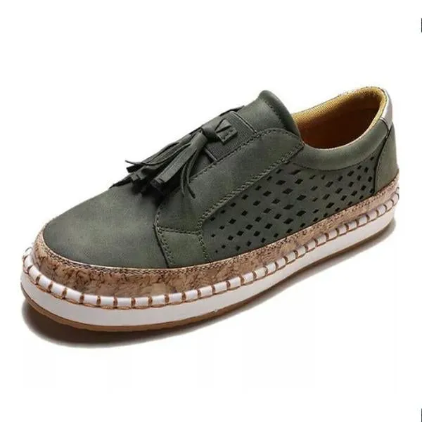 Women's Solid Color Retro Low Top Tassel Hollow Casual Shoes 79087386C